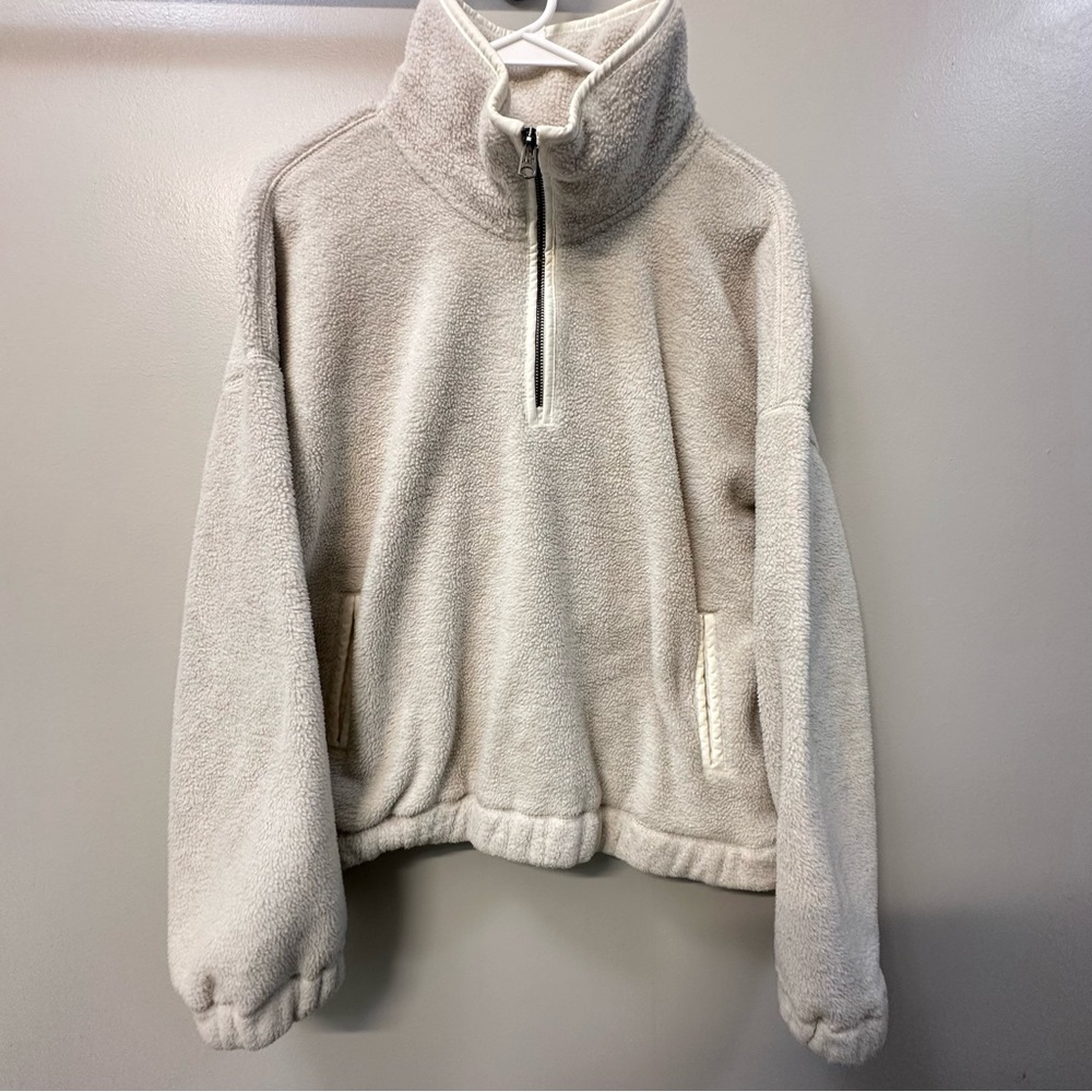 Abercrombie & Fitch Cream Fleece Sweatshirt